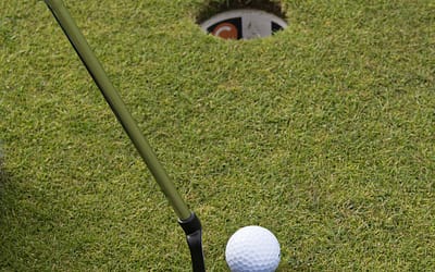 Uphill and downhill lies